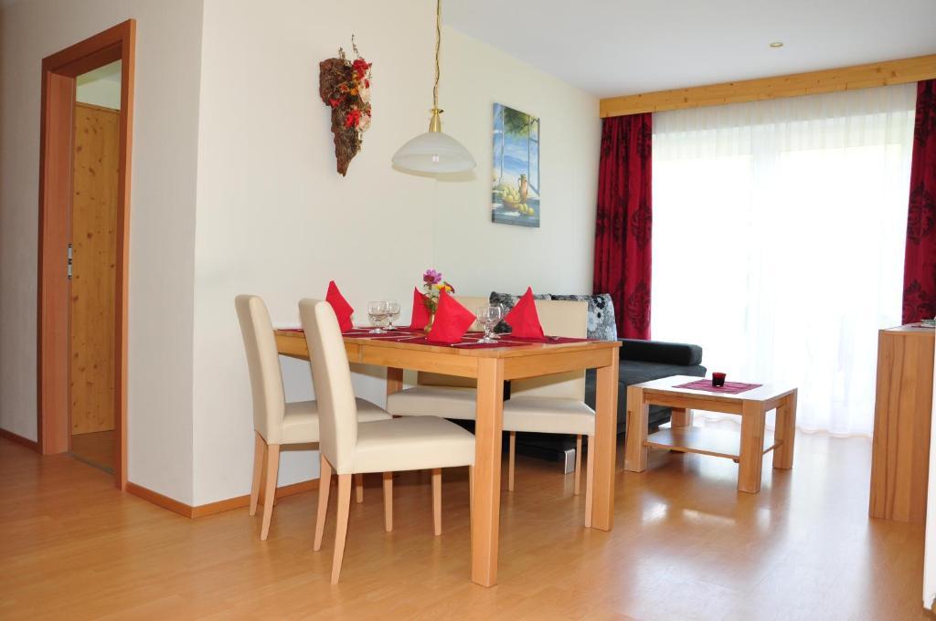 Pension Waldheim Mauterndorf  Oda fotoğraf